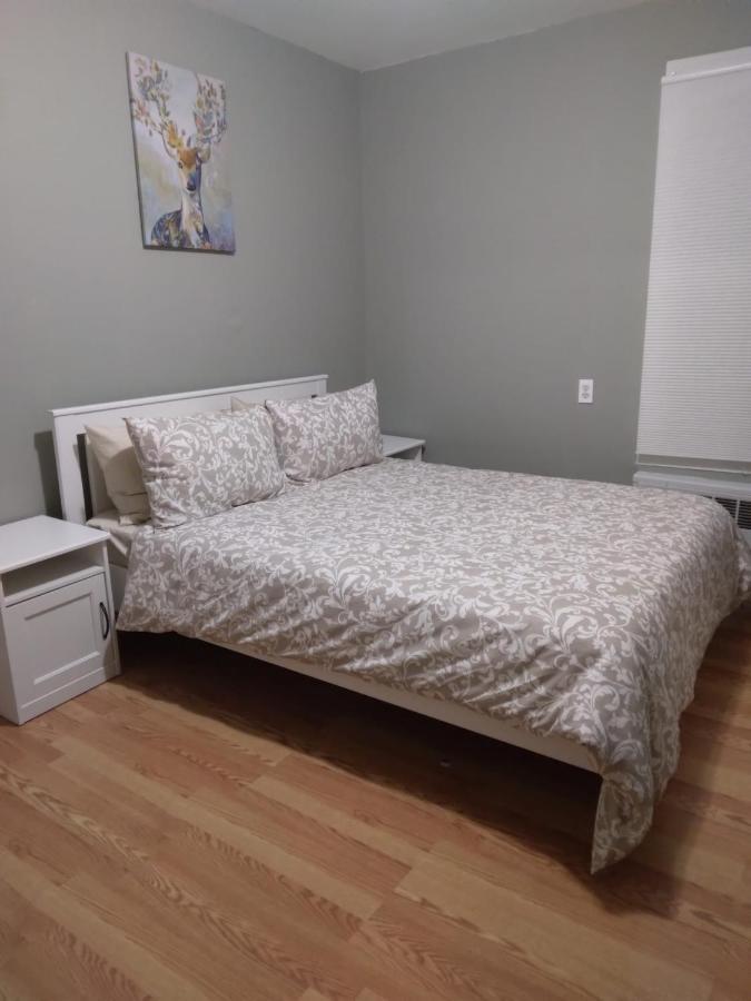 Brighton Beach Rooms ニューヨーク エクステリア 写真