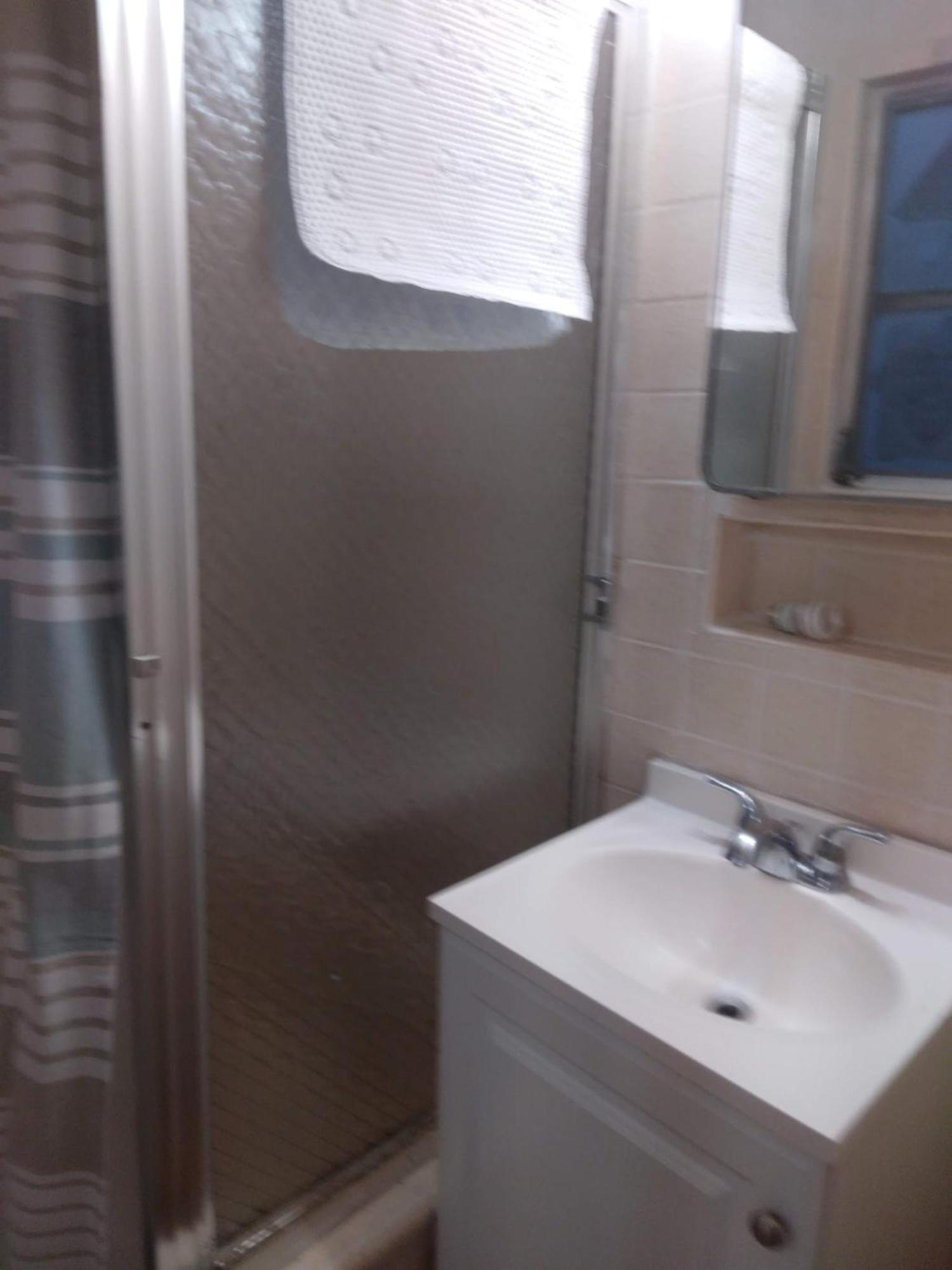 Brighton Beach Rooms ニューヨーク エクステリア 写真